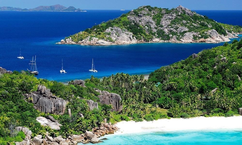Full Day Sister, Coco, Felicite, Curieuse and St Pierre Island – 8 hrs